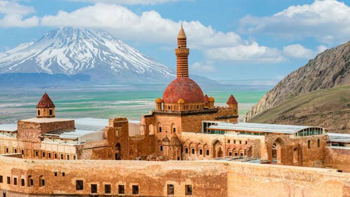 Doğubayazıt ilçesi 7/24 Çekici (Oto Kurtarma) Hizmeti	